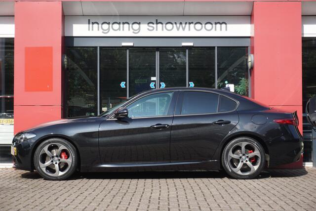 Alfa Romeo GIULIA 2.2 Eco Business Super | Origineel NL | Camera | Cruise Control | Leder | Navigatie | Airco |