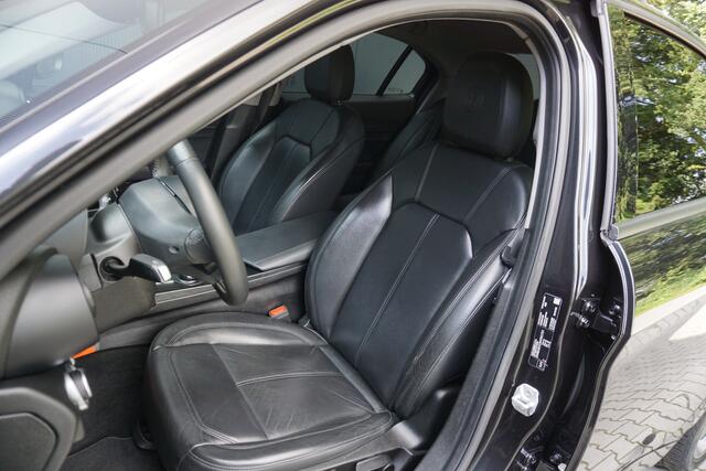 Alfa Romeo GIULIA 2.2 Eco Business Super | Origineel NL | Camera | Cruise Control | Leder | Navigatie | Airco |