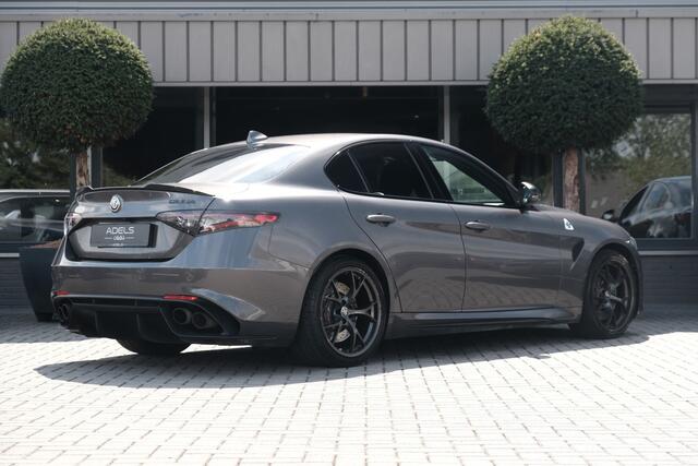 Alfa Romeo GIULIA 2.9 V6 Quadrifoglio Facelift MY2021 Dealer Onderhouden Grigio Vesuvio