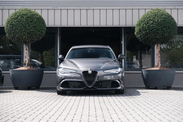 Alfa Romeo GIULIA 2.9 V6 Quadrifoglio Facelift MY2021 Dealer Onderhouden Grigio Vesuvio
