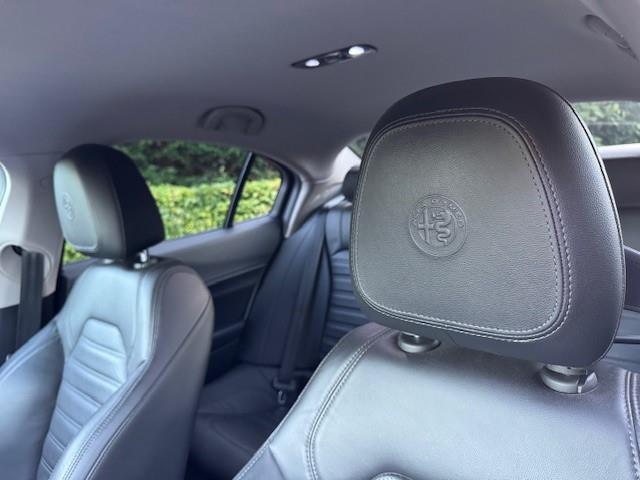 Alfa Romeo GIULIA 2.0T AWD Q4 VELOCE/ACRUISE/NAV/XENON/LED