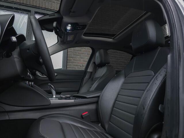 Alfa Romeo GIULIA 2.0T Super | Pano | 19"| Side | ACC | Memo | Camera |