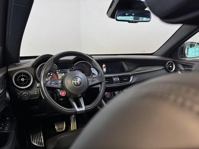 Alfa Romeo Stelvio 2.9 V6 AWD Quadrifoglio ? PANORAMADAK ? CARBON ? HARMAN KARDON ? GARANTIE ?