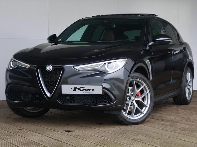 Alfa Romeo Stelvio 2.0 T AWD B-Tech | Pano-Dak | NL 100% onderhoud | Zeer compleet |