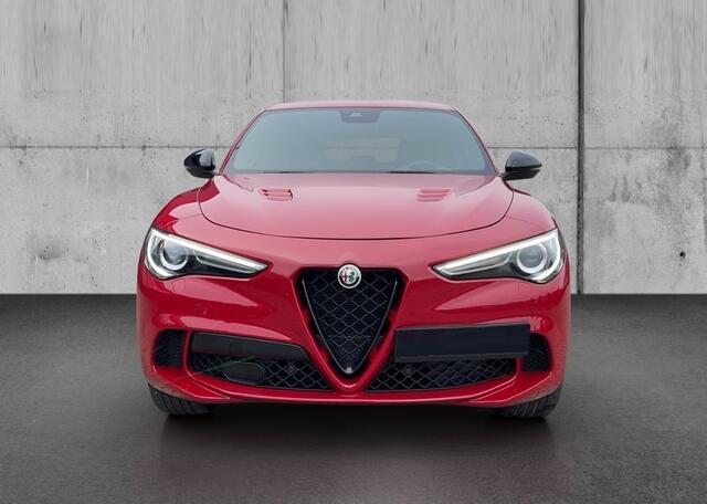 Alfa Romeo Stelvio 2.9 V6 AWD Quadrifoglio 510 PK ACC Harman Kardon