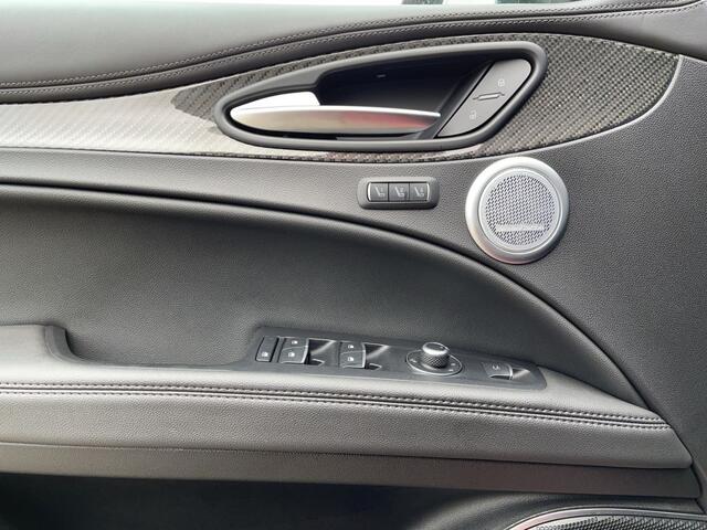 Alfa Romeo Stelvio 2.9 V6 AWD Quadrifoglio 510 PK ACC Harman Kardon