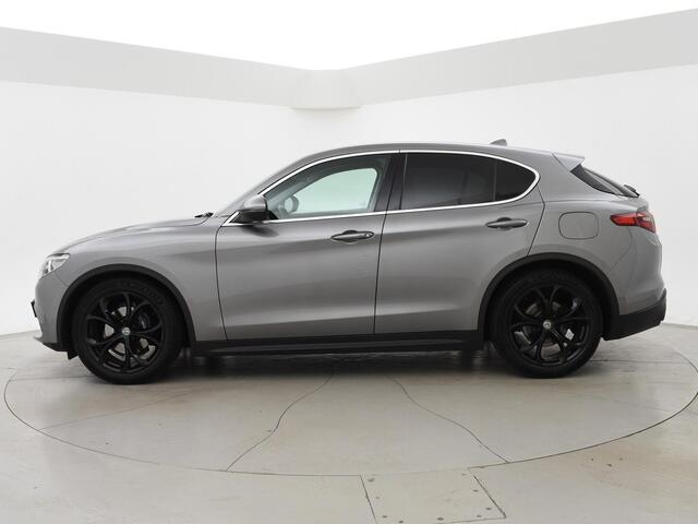 Alfa Romeo Stelvio 2.0T 280 PK AWD FIRST EDITION + 20 INCH | TREKHAAK | LEDER | STUURVERW. | STOELVERW. | CAMERA
