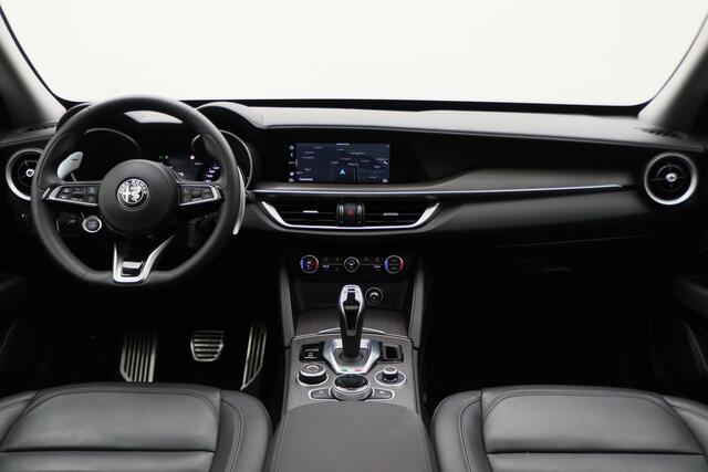 Alfa Romeo Stelvio 2.0 T AWD Sprint Leer, Xenon, Adapt. Cruise, Apple Carplay, Camera, PDC