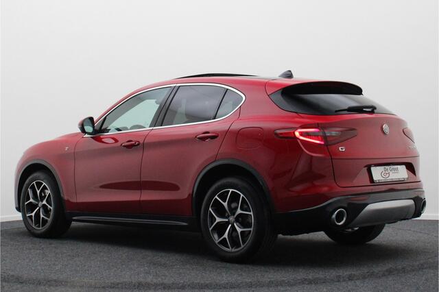 Alfa Romeo Stelvio 2.0 T AWD Sprint Leer, Xenon, Adapt. Cruise, Apple Carplay, Camera, PDC