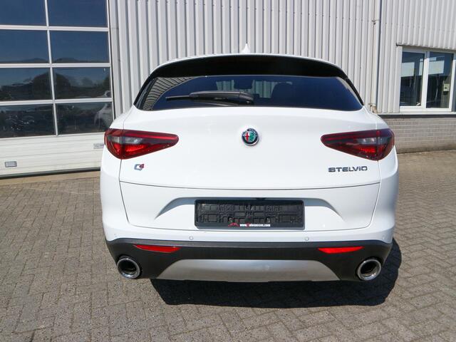 Alfa Romeo Stelvio 2.0 T AWD Camera | Rondom PDC | Carplay