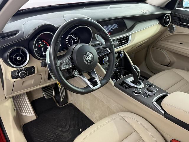 Alfa Romeo Stelvio 2.2 JTD AWD Veloce Ti / 6C Villa d'Este edition / Duurste uitv / 63.000km / Navi / Pano / Trekhaak