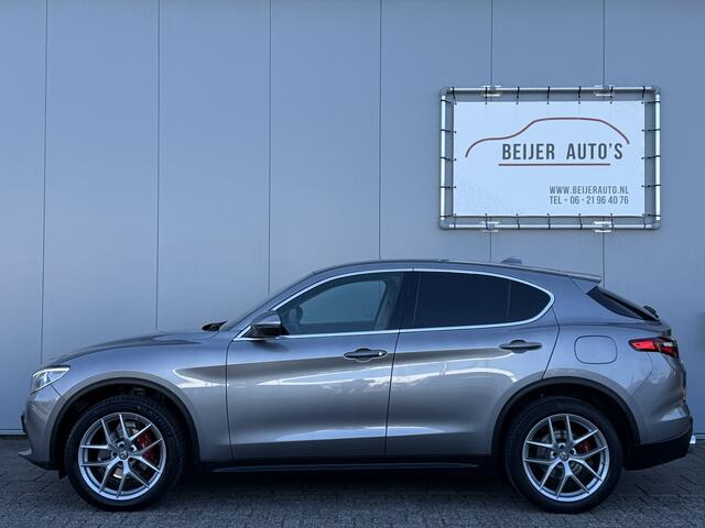 Alfa Romeo Stelvio 2.0 T AWD First Edition Automaat Navigatie.