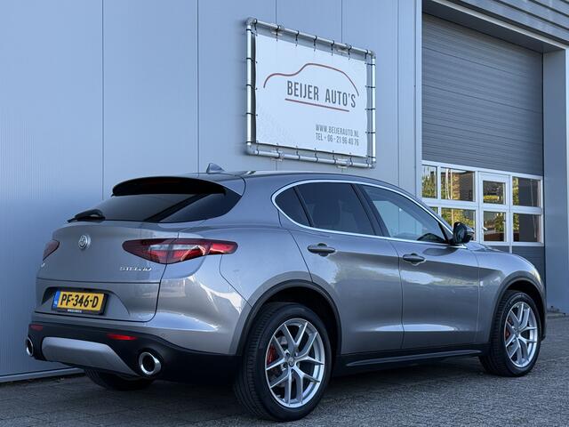 Alfa Romeo Stelvio 2.0 T AWD First Edition Automaat Navigatie.