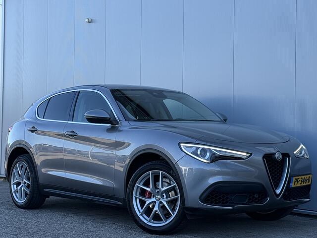 Alfa Romeo Stelvio 2.0 T AWD First Edition Automaat Navigatie.