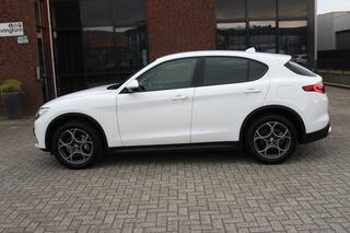 alfa-romeo-stelvio-2.0-t-awd-super-