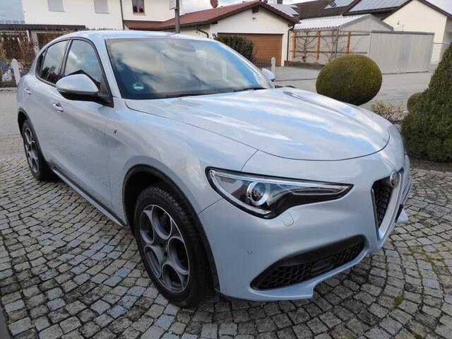 Alfa Romeo Stelvio 2.0T Q4 Ti (206kW/280pk) ** Bi-XENON/LED, NAVI+, LEDER, ACC, 19-inch LMV, MEM ** 1e EIG - 18.700 km - UNFALLFREI ** ** INFORMEER OOK NAAR ONZE AANTREKKELIJKE FINANCIAL-LEASE TARIEVEN **