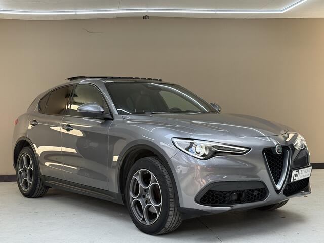 Alfa Romeo Stelvio 2.0 T AWD Super, 200Pk, 2018, 1ste eigenaar, BTW auto, Dealeronderhouden, Panoramadak, Sportstoelen, Leder interieur, Camera, Stoel + Stuurverwarming, 19" Lichtmetalen velgen, Elektrisch inklapbare spiegels, Adaptieve cru