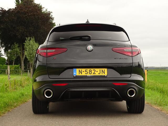 Alfa Romeo Stelvio 2.0 T AWD | Tr.hk | Savali | Dash-Cams | 310PK | Carplay | Camera | Flippers