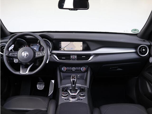 Alfa Romeo Stelvio 2.0 T AWD Veloce 280pk | Pano-Dak | 21"| Stoel Stuur Verwarming |