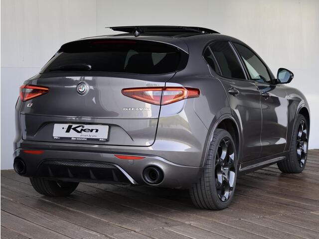 Alfa Romeo Stelvio 2.0 T AWD Veloce 280pk | Pano-Dak | 21"| Stoel Stuur Verwarming |