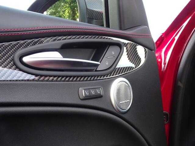 Alfa Romeo Stelvio 2.0 T AWD Veloce Ti | BTW! | Carbon | Trekhk | H+K | Leren Dash | 21 inch!