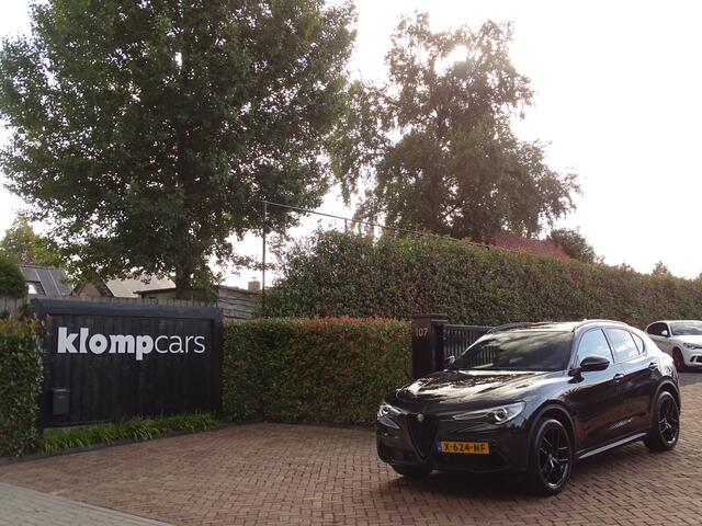 Alfa Romeo Stelvio 2.0 T AWD Veloce | Squadra Stage 2 | All-Black | Brembo | Ti-dif. | Trekhaak | Full options!