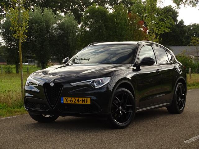 Alfa Romeo Stelvio 2.0 T AWD Veloce | Squadra Stage 2 | All-Black | Brembo | Ti-dif. | Trekhaak | Full options!