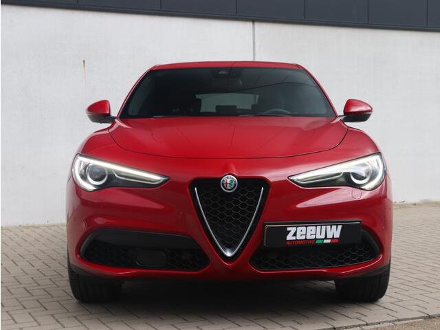 Alfa Romeo Stelvio 2.0 Turbo 280 PK AWD Super | Veloce | Carplay | Camera | 20"