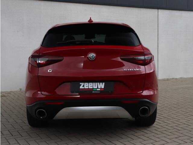 Alfa Romeo Stelvio 2.0 Turbo 280 PK AWD Super | Veloce | Carplay | Camera | 20"