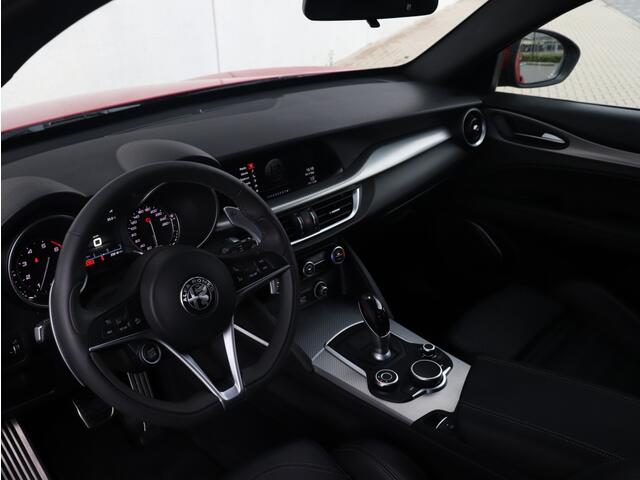 Alfa Romeo Stelvio 2.0 Turbo 280 PK AWD Super | Veloce | Carplay | Camera | 20"