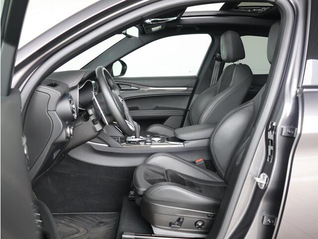 Alfa Romeo Stelvio 2.9 V6 AWD Quadrifoglio | 510 PK | Pano | Stoel- en stuurverwarming |