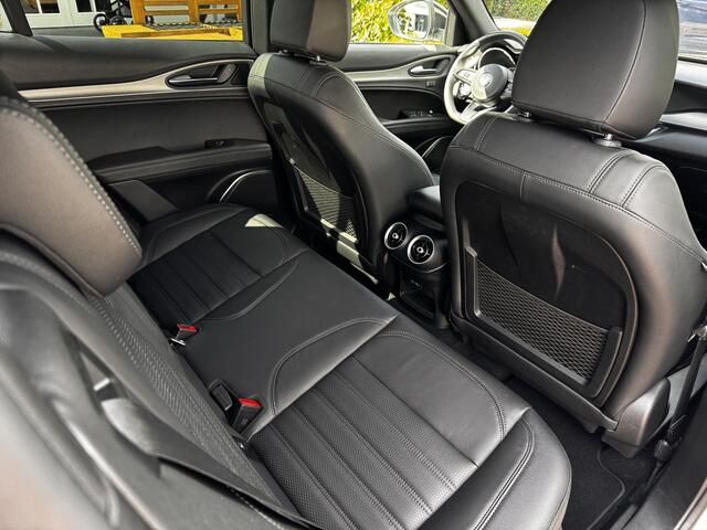 Alfa Romeo Stelvio 2.0 T AWD Veloce | Sp.demper | Carplay | H+K | Ad.Cruise | 21inch| Stoelverw.V+A