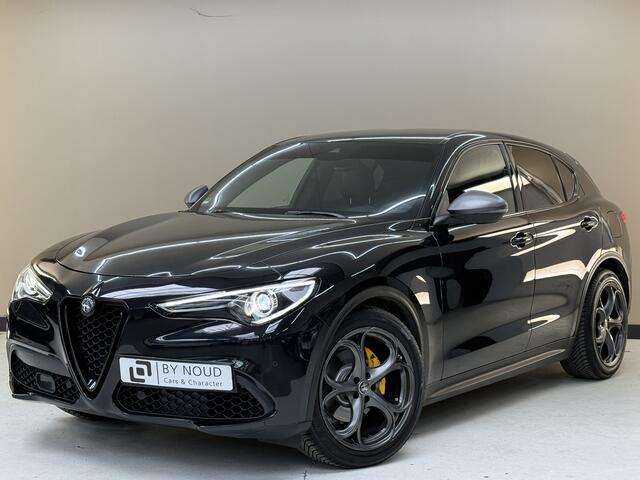 Alfa Romeo Stelvio 2.0 T AWD Super, 280Pk, 2018, Liefhebbersauto, 2de eigenaar, BTW Auto, 20" Velgen, Camera, 4 seizoenen banden, Sportstoelen, Stoelverwarming, Adaptieve cruise control, Stuurverwarming,