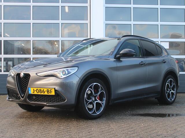 Alfa Romeo Stelvio 2.0 Turbo Aut. AWD B-Tech | Navi | Xenon | Camera | Veloce Int. | Schuif/Kanteldak | 20" | Apple Carplay | Keyless | Dashboard Leder