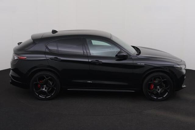 Alfa Romeo Stelvio 2.2 JTD AWD Veloce | Pack winter | Camera | Adaptive cruise | 21 Inch