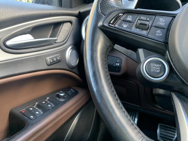 Alfa Romeo Stelvio 2.0 T AWD Veloce 280pk, Vol opties!