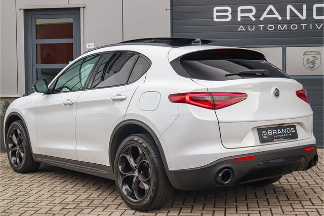 Alfa Romeo Stelvio 2.0 Super Q4 Vol opties 280PK Veloce pack Pano H&K
