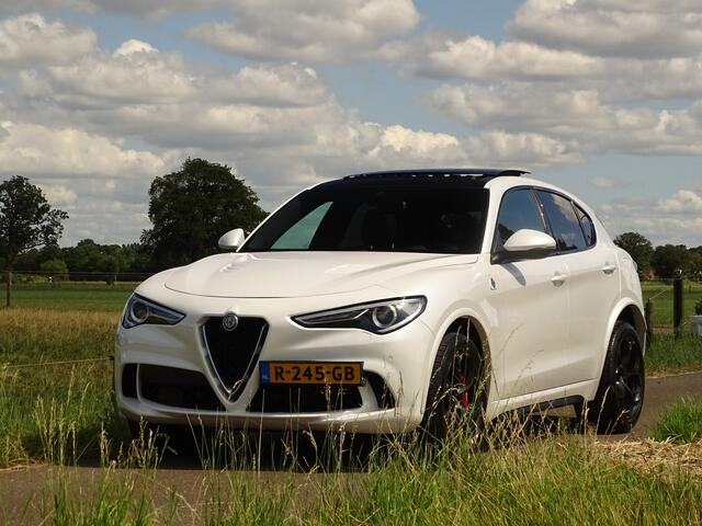 Alfa Romeo Stelvio 2.9 V6 AWD Quadrifoglio | 600PK | Nieuwe motor! | Carplay | Uniek netjes!