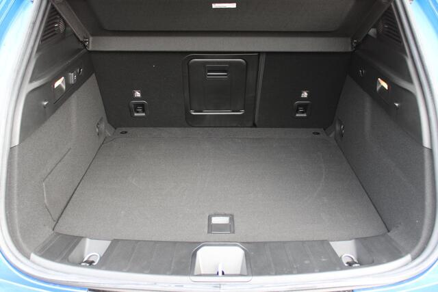 Alfa Romeo Tonale 1.5T 160PK AUTOMAAT Hybrid Ti | NIEUWE AUTO! | ELEKTRISCH BEDIENBARE VOORSTOELEN MET GEHEUGENFUNCTIE | HARMAN EN KARDON AUDIO | FULL LED KOPLAMPEN | 18" LICHTMETALEN VELGEN | CLIMATE CONTROL | NAVIGATIE | DRAADLOZE APPLE CARPLAY/ANDROID AUTO | ADAPTIVE CR