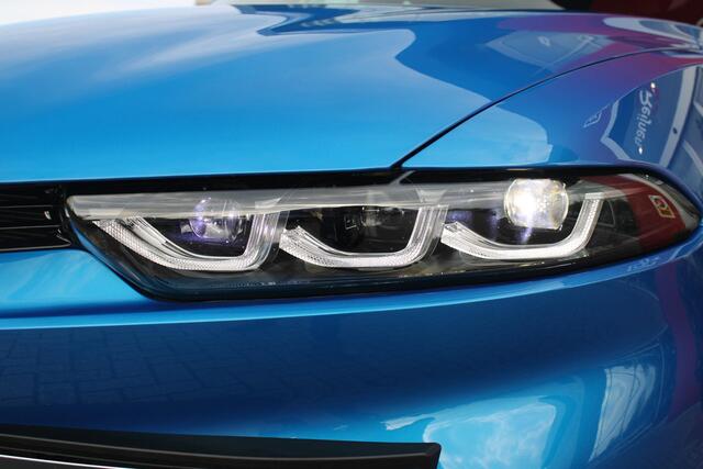 Alfa Romeo Tonale 1.5T 160PK AUTOMAAT Hybrid Ti | NIEUWE AUTO! | ELEKTRISCH BEDIENBARE VOORSTOELEN MET GEHEUGENFUNCTIE | HARMAN EN KARDON AUDIO | FULL LED KOPLAMPEN | 18" LICHTMETALEN VELGEN | CLIMATE CONTROL | NAVIGATIE | DRAADLOZE APPLE CARPLAY/ANDROID AUTO | ADAPTIVE CR