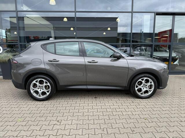 Alfa Romeo Tonale 1.5T Hybrid Sprint *Adaptieve Cruise*