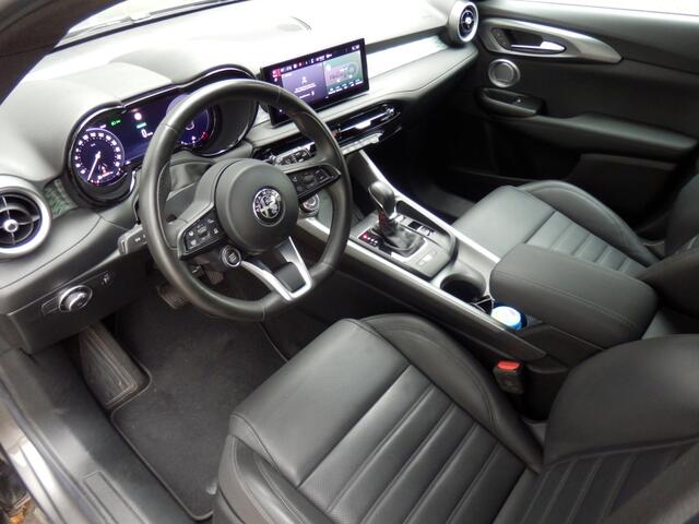 Alfa Romeo Tonale 1.5T Hybrid 160PK | TI- Uitvoering | Leder- Pakket |