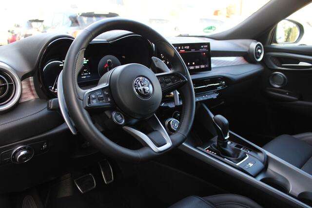 Alfa Romeo Tonale 1.5T 160PK Hybrid Veloce | Premium | Winterpack | H&K | Full