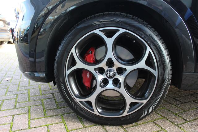 Alfa Romeo Tonale 1.5T 160PK Hybrid Veloce | Premium | Winterpack | H&K | Full