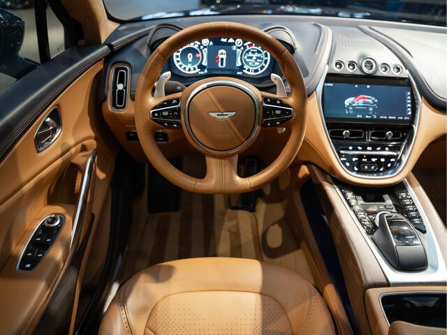 Aston Martin DBX 550 4.0 V8 Two Tone Leder Pano 4.0 V8 Ventilatie Surround