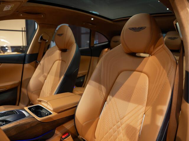 Aston Martin DBX 550 4.0 V8 Two Tone Leder Pano 4.0 V8 Ventilatie Surround