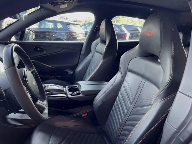 Aston Martin DBX 4.0 V8 707 | Volleder | Carbon | Nw. Pr 360k