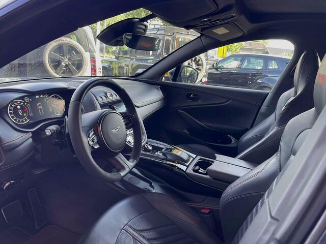 Aston Martin DBX 4.0 V8 707 | Volleder | Carbon | Nw. Pr 360k