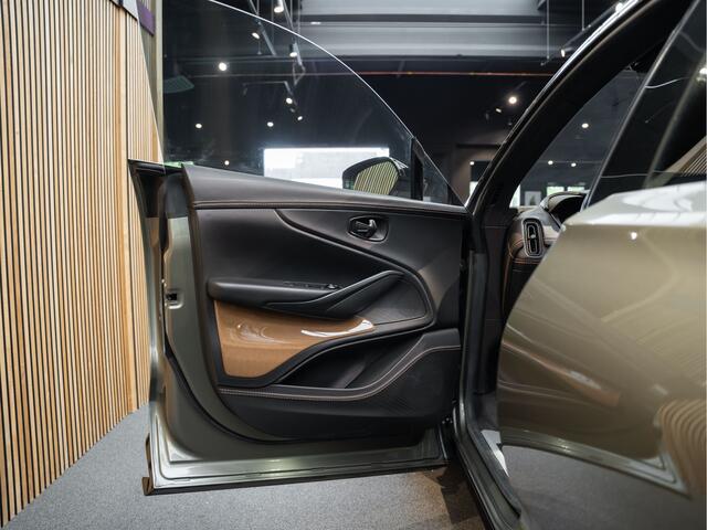 Aston Martin DBX 707 4.0 V8 Stoelventilatie Pano 4.0 V8 707 Trekhaak Sportuitlaat Keramisch