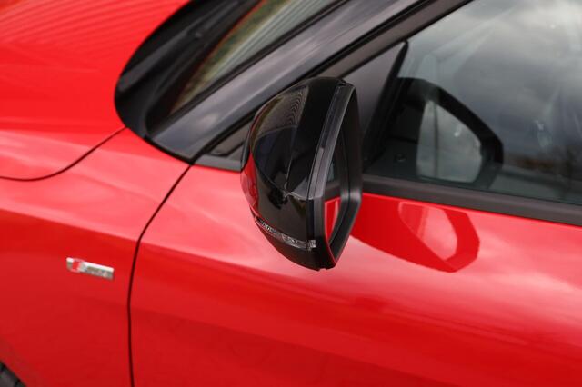 Audi A1 Sportback 40 TFSI 207PK SONOS+ACC+S-LINE+CAMERA+18'' Audi A1 Sportback 40 TFSI 207PK SONOS+ACC+S-LINE+CAMERA